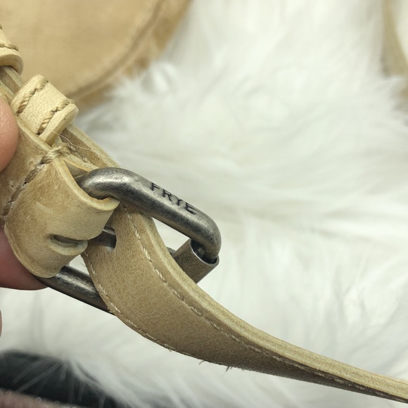 frye saddle bag Crossbody Magnetic snap closure Women’s 7X7” Close - Picture 5 of 12